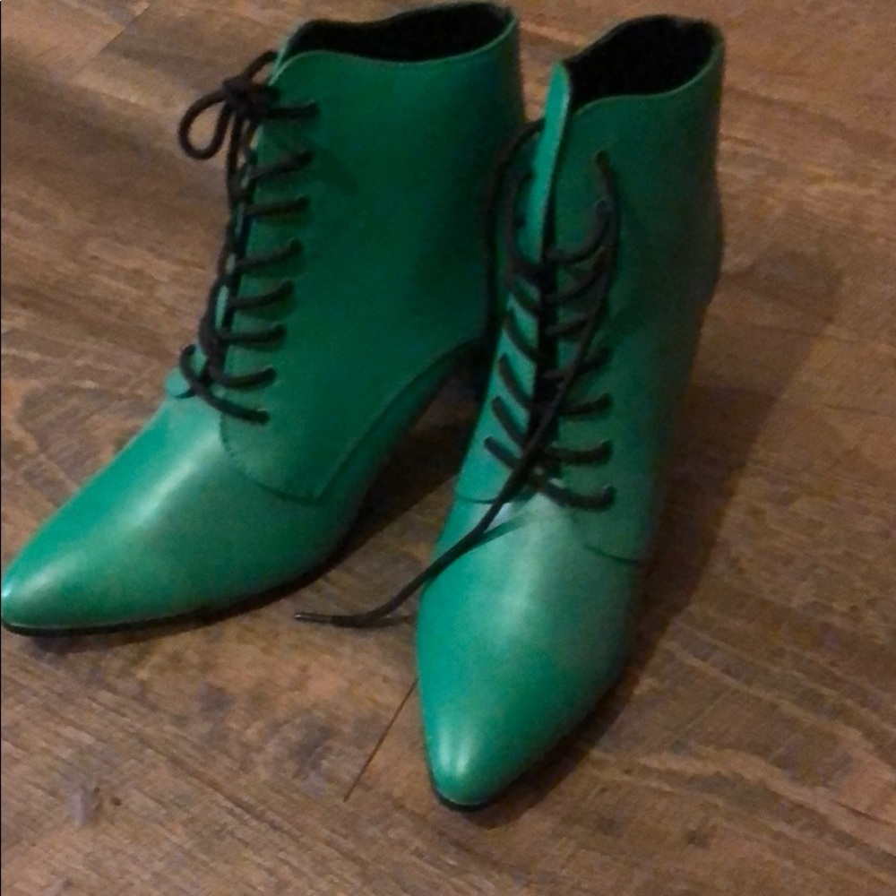 Sailor Jupiter cosplay green boots